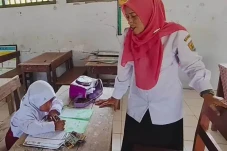 Siti Maemunah, Satu-satunya...