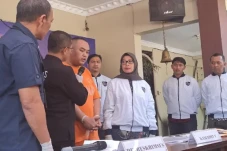 Ini Tampang Tersangka...