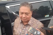 PKS Minta Diajak Masuk...