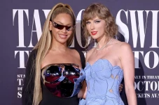 Taylor Swift dan Beyonce...