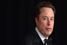 Elon Musk Fasilitasi...