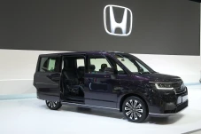 Honda Pamer MPV Premium...