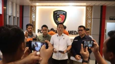 Polisi Tangkap 2 Penjual...