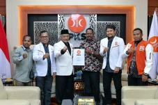 Hadapi Pilkada 2024,...