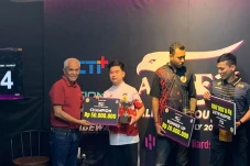 Andri Januarta Juara...