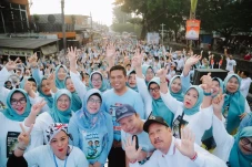 Ribuan Warga Tangerang...