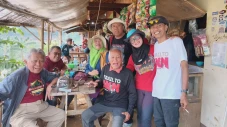 Potret Hangat Kekerabatan...