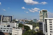 Prakiraan Cuaca Jakarta...