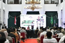 Pj Gubernur Jabar Bey...