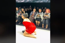 Detik-detik Naura Ayu...