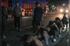 Polisi Ditabrak saat...