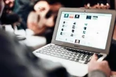 Cegah Cyberbullying...