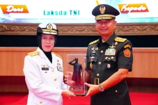 Sertijab Rampung, Jenderal...