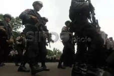 Polisi Kerahkan 1.949...
