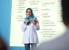 Pemprov Jabar Aplikasikan...