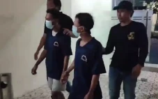 Duel Maut Anggota Geng,...