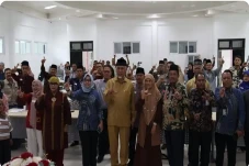 Kemenag Latih Takmir...