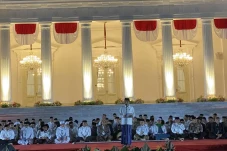 Jokowi Sebut Tantangan...