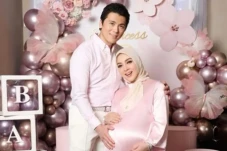 Syahrini Ucapkan Terima...