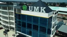 4 Universitas Muhammadiyah...