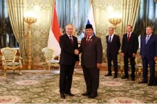 Vladimir Putin: Prabowo...