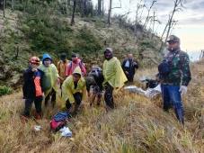 Tersesat di Gunung Butak,...