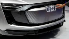 Mobil Listrik Audi Versi...