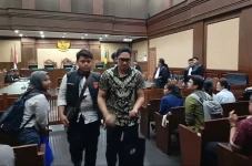 Mantan Pejabat Bakti...