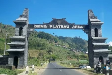 7 Tempat Wisata di Dieng...
