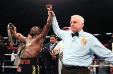 Terence Crawford Juara...