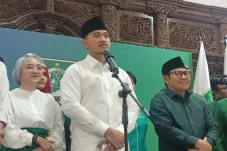 Kaesang Kunjungi Cak...