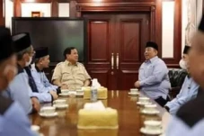 Menhan Prabowo Akan...