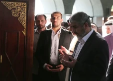 Profil Khaled Mashal,...