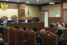 Wakil Direktur RSUD...