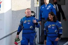 NASA Prediksi 2 Astronot...