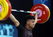 Rizki Juniansyah Rebut...