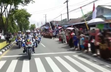 Sambut Kirab Bendera...