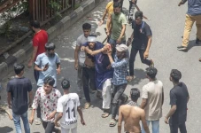 Sheikh Hasina Dikabarkan...