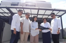 Grand Sunrise Hadirkan...