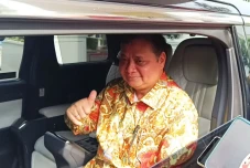 Airlangga Mundur dari...