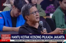 Rocky Gerung Tanggapi...