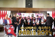 Ayo, Sambut Pahlawan...