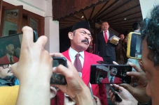 Belum Terima Rekom Mega,...