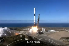 Perdana, Satelit Mata-mata...