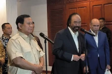 Prabowo dan Surya Paloh...