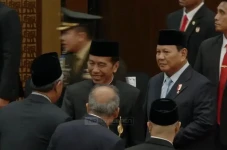 Momen Prabowo Dampingi...
