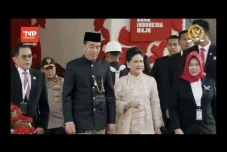 Potret Jokowi dan Iriana...