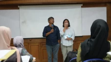 Momen Haru di FEB UGM,...