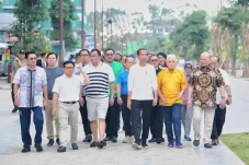 Jokowi Ajak Cak Imin,...