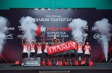 Kembali Jadi Juara Bertahan,...